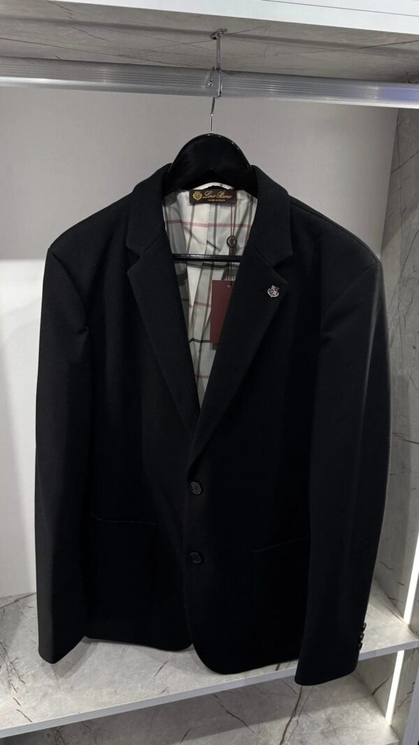 imgi_179_b0934f3a-3730-4d45-a824-9875c0861621-scaled Loro Piana Hedland