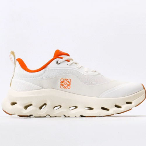 BASKETS ON RUNNING X LOEWE CLOUDTILT 2.0